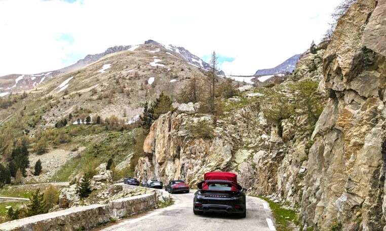 drive in motion to the Côte d'Azur via alpine roads